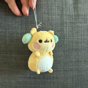 Cheeks with Earmuffs